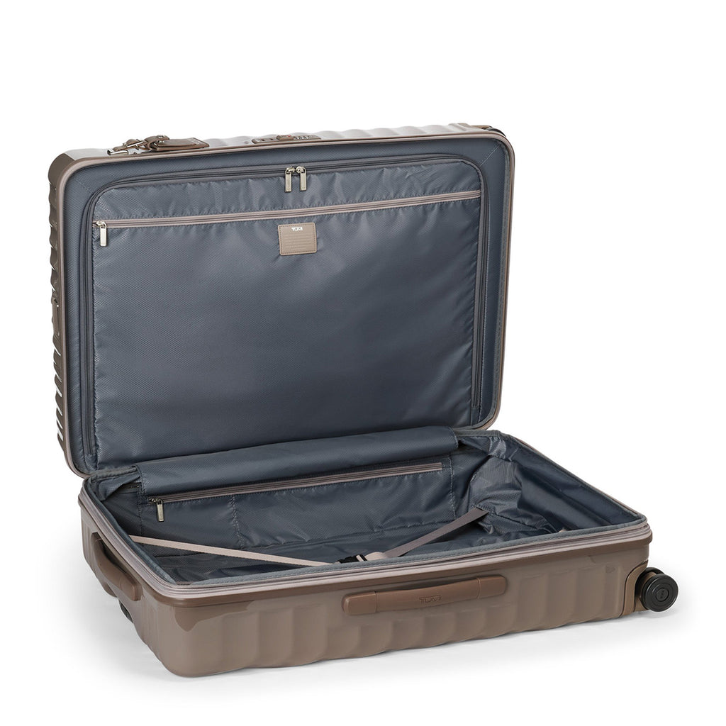 19 Degree Extended Trip Expandable 4 Wheel P/C