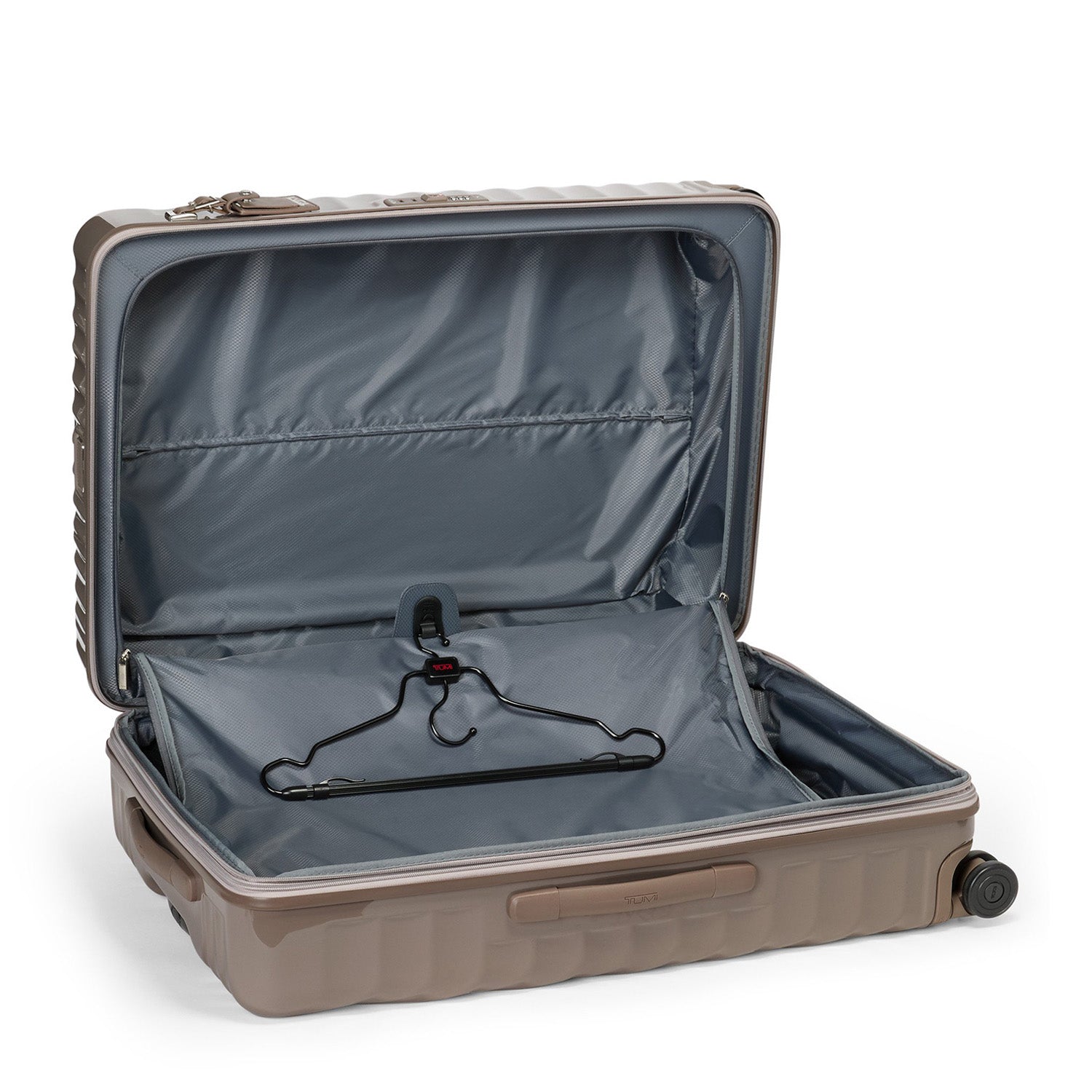 19 Degree Extended Trip Expandable 4 Wheel P/C