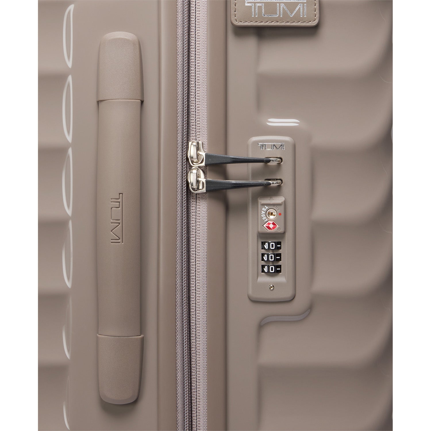 19 Degree Extended Trip Expandable 4 Wheel P/C