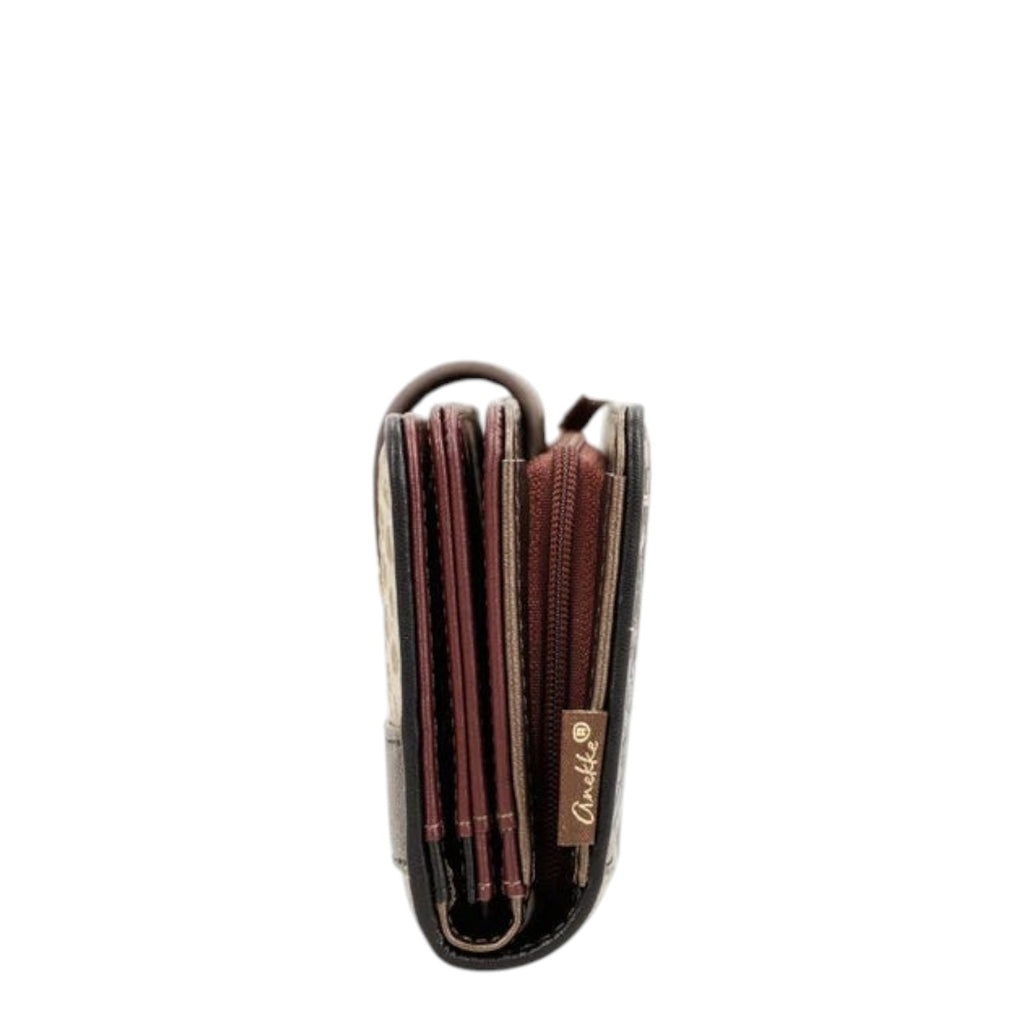 Lieblingstasche Anekke wallet shown from the side, featuring multiple card slots and a brown zippered coin pocket.