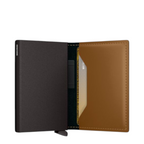 Lieblingstasche Bandwallet Matte featuring a dark grey metallic card protector and a tan leather interior