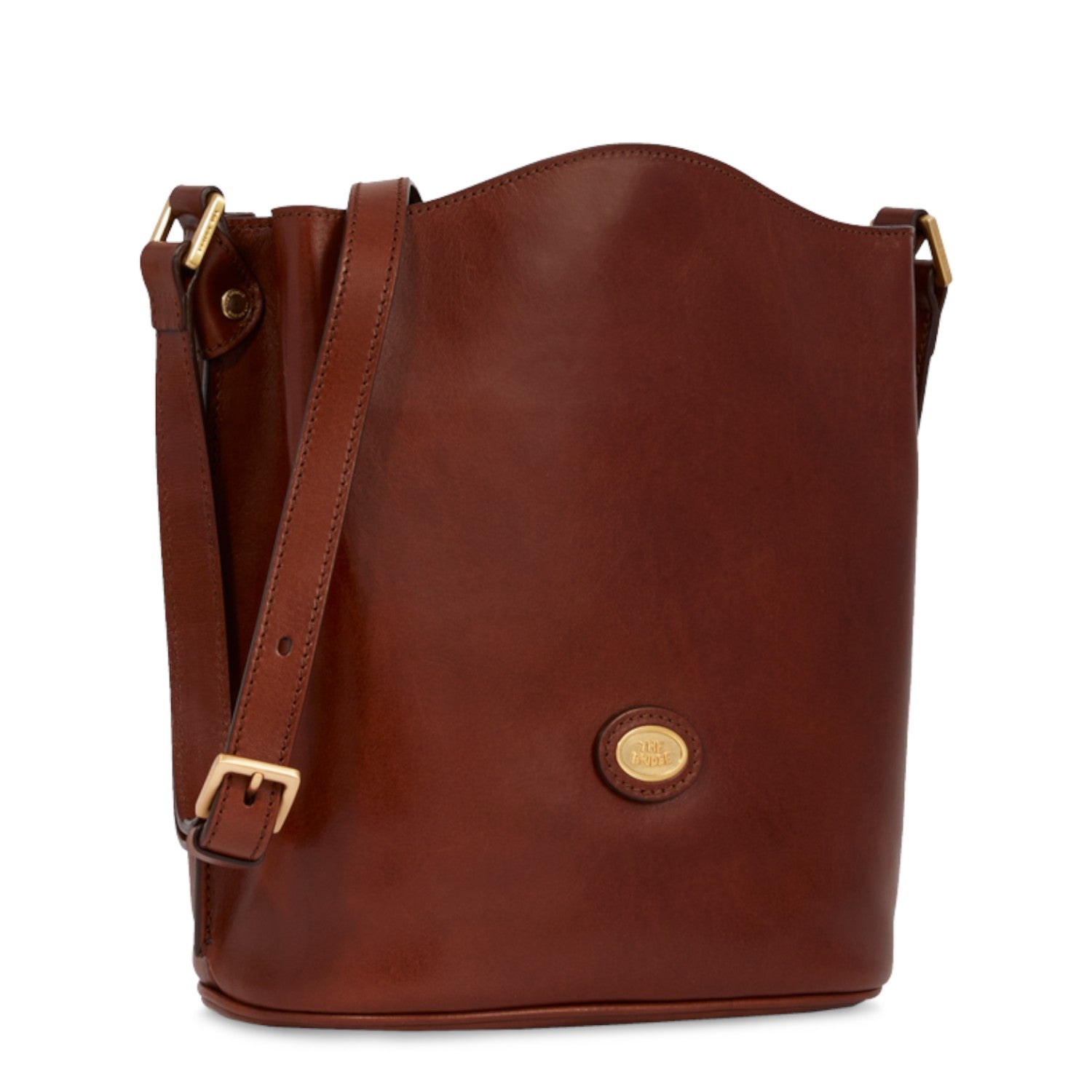 Lieblingstasche brown leather bucket bag with adjustable strap and gold buckle detail.