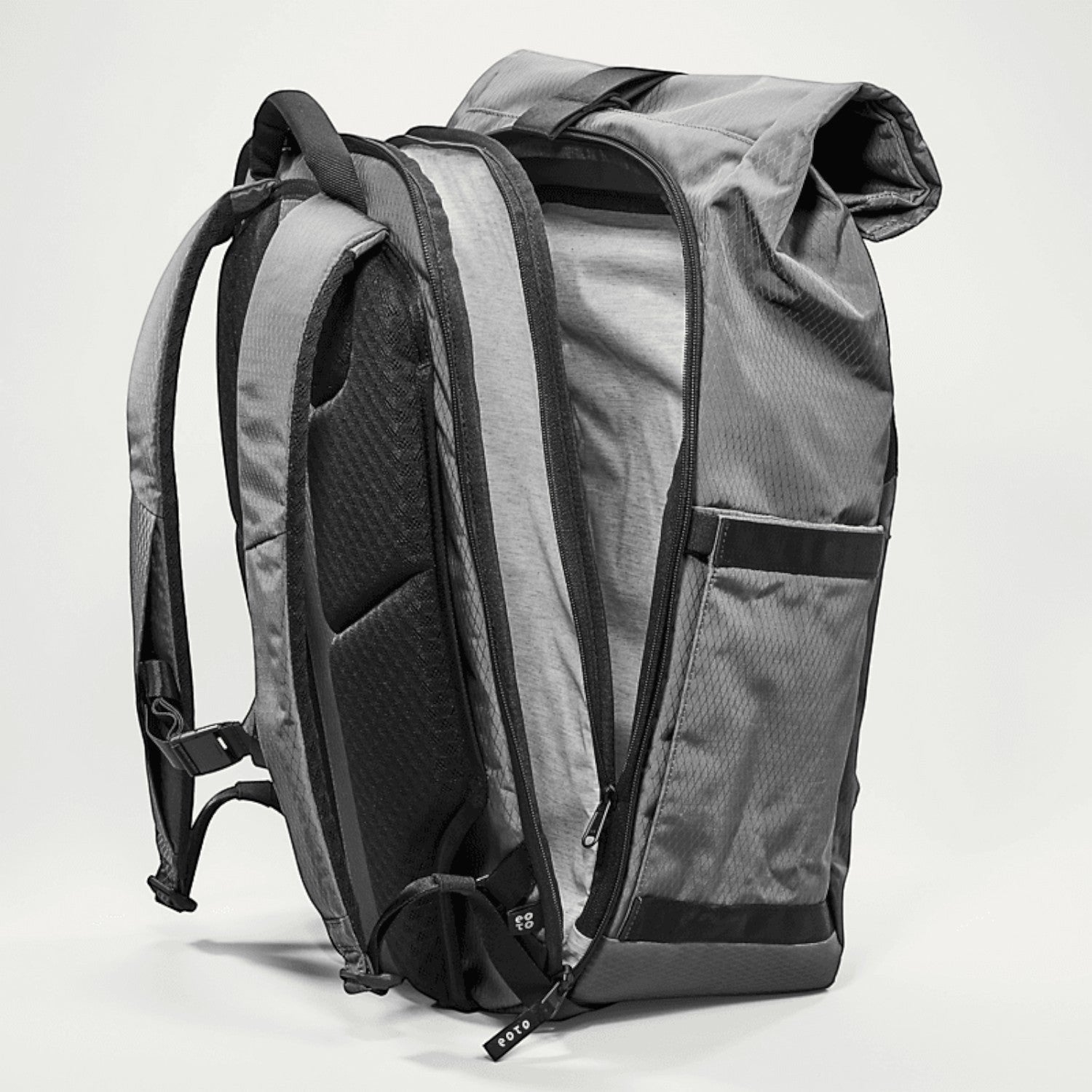 Lieblingstasche eoto Tall41 grey rolltop travel backpack with side access and padded back panel