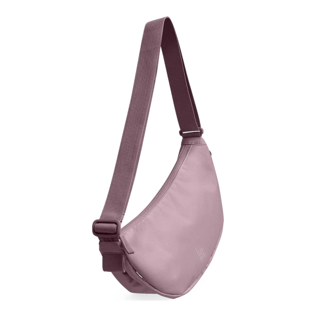 Lieblingstasche GOT BAG Moon Bag Small in dusty pink, a sustainable crossbody bag with an adjustable strap.