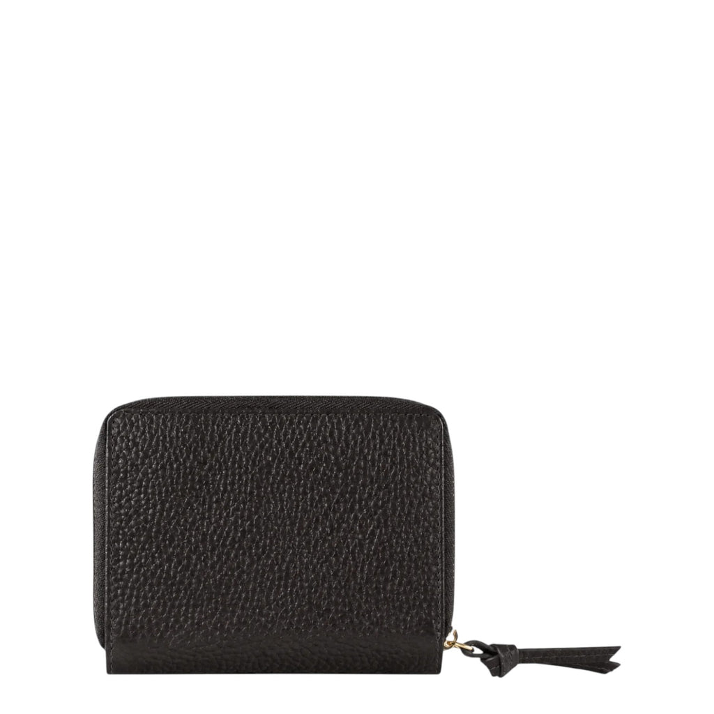 Lieblingstasche Hanna RFID wallet in black pebbled leather with a zip-around closure and a knotted leather pull tab.