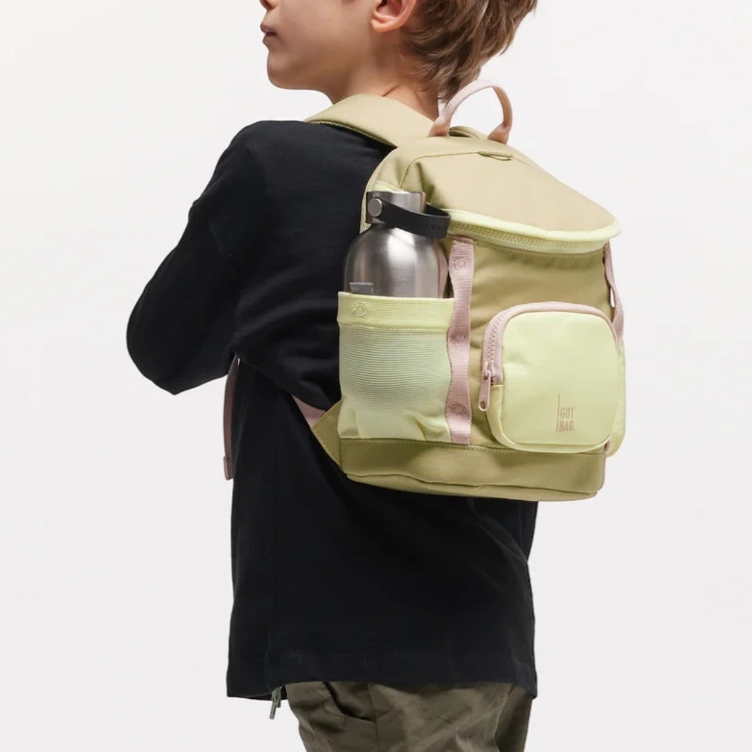 Lieblingstasche kids adventure daypack in light green made from recycled ocean plastic with side bottle pocket