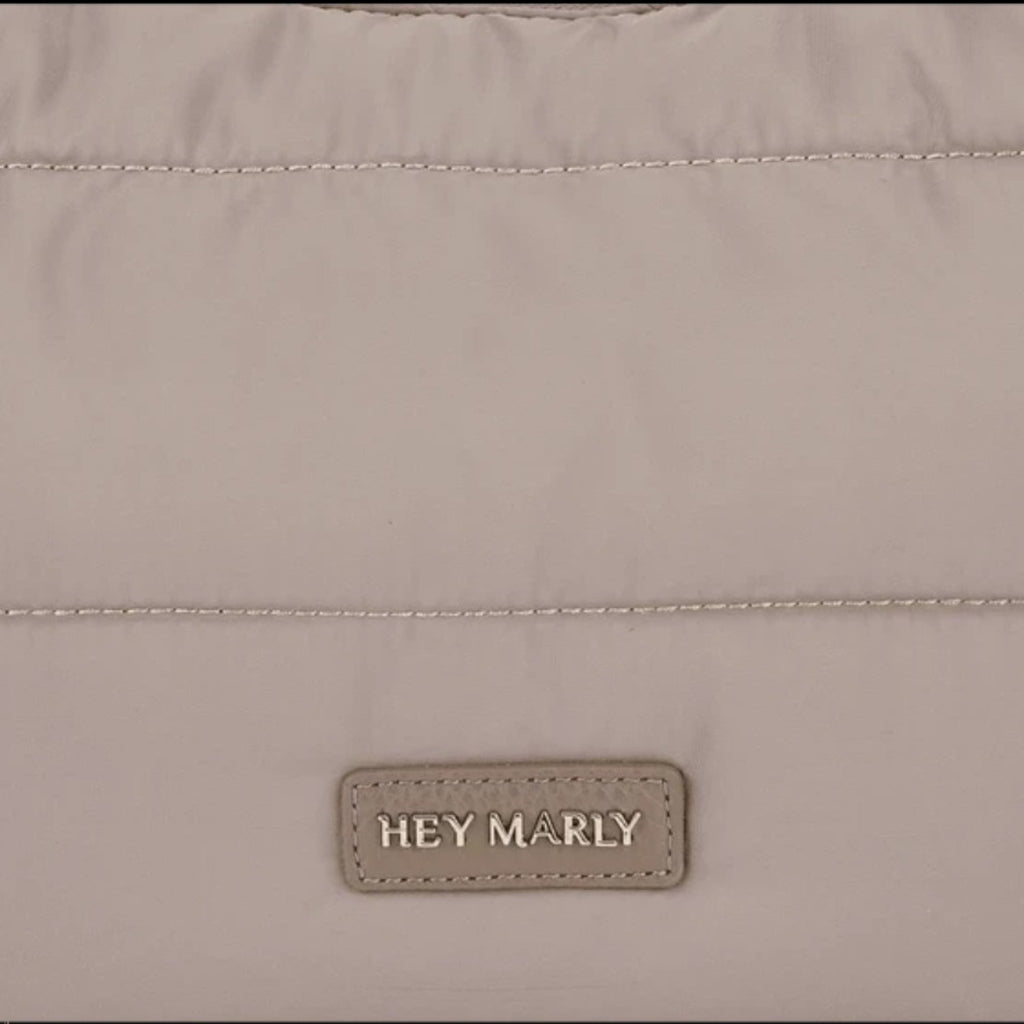 Lieblingstasche Lifetime Buddy M bag in taupe with quilted nylon fabric and Hey Marly brand logo patch