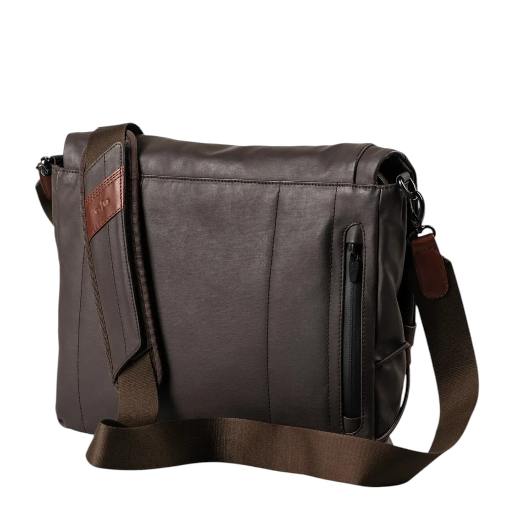 Lieblingstasche Matsumoto dark brown leather messenger bag with adjustable shoulder strap and side zipper pocket