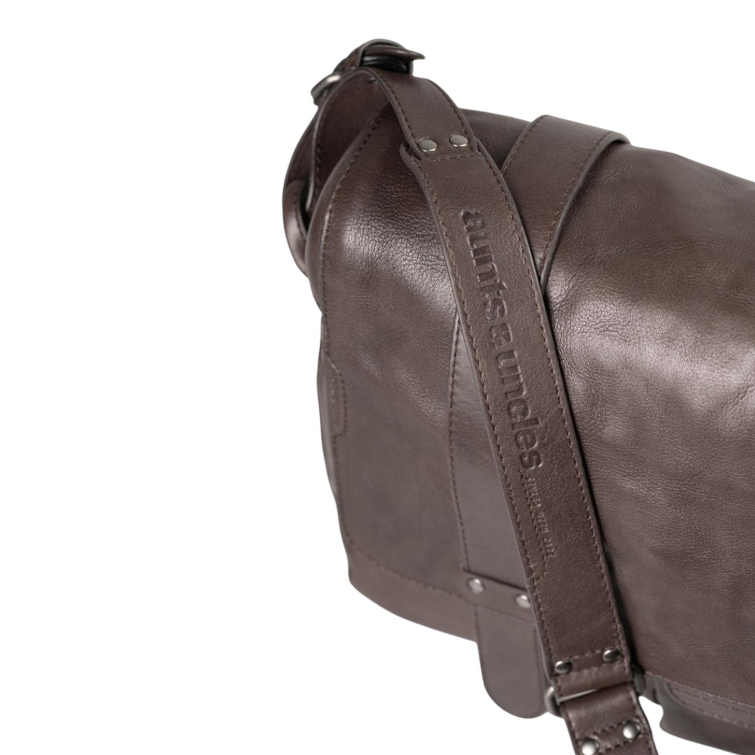Lieblingstasche Miss Applepie brown leather shoulder bag with embossed aunts & uncles logo on the strap
