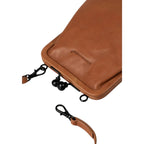 Lieblingstasche aunts & uncles Mrs. Sugar Pop vintage brown leather bag with black clip clasp and detachable strap