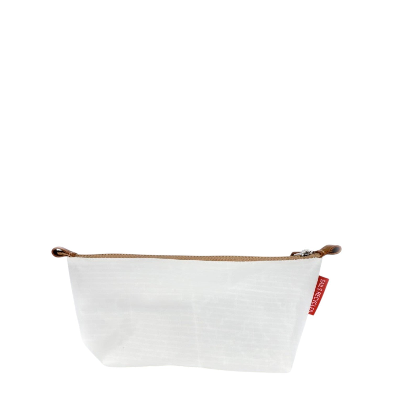 Lieblingstasche Navigator white recycled sailcloth toiletry bag with brown leather accents and zipper closure