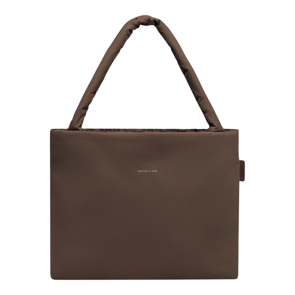 Lieblingstasche Norva 2in1 shopper bag in dark brown with a padded shoulder strap and minimalist design