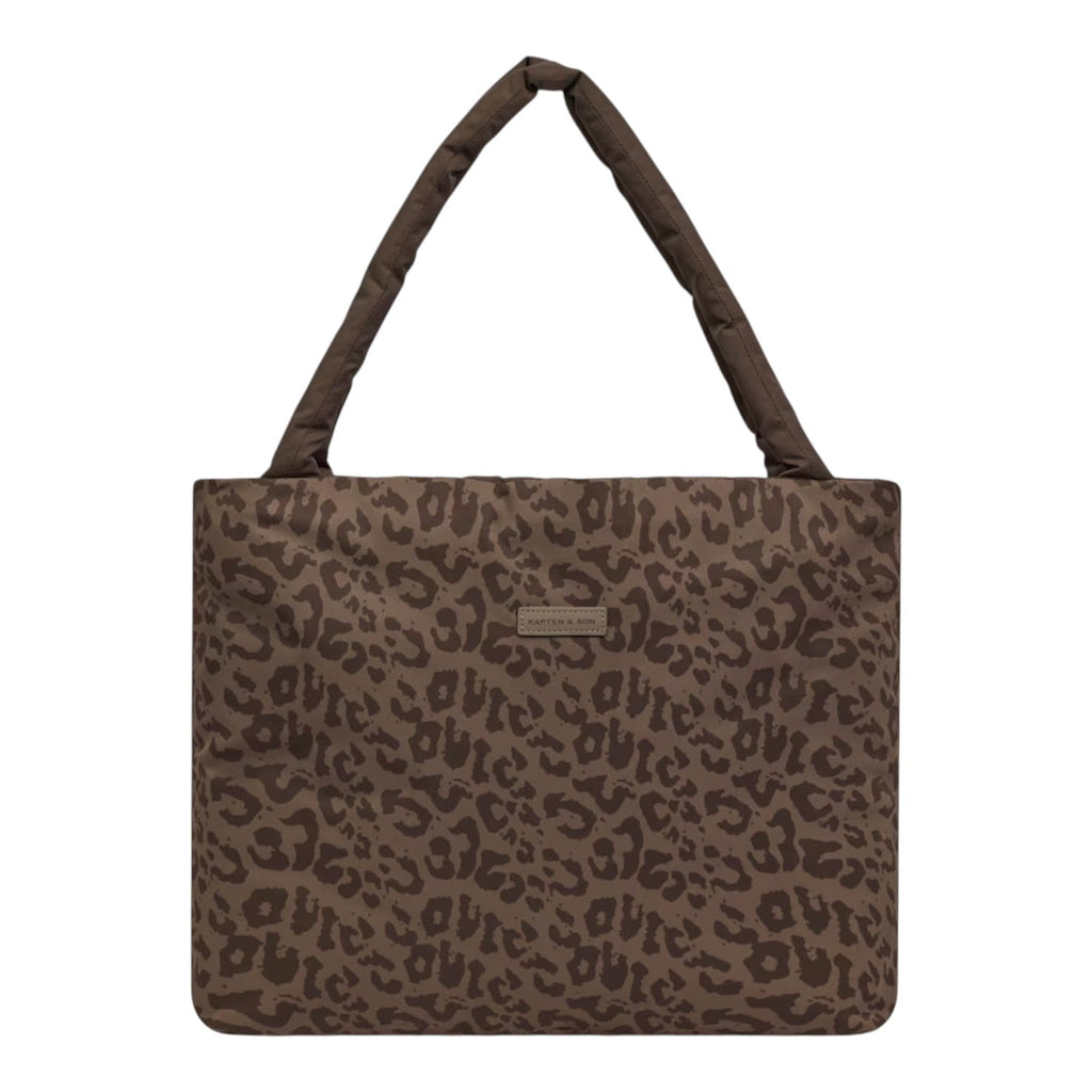 Lieblingstasche Norva 2in1 shopper bag in brown with a dark leopard print pattern and padded shoulder straps