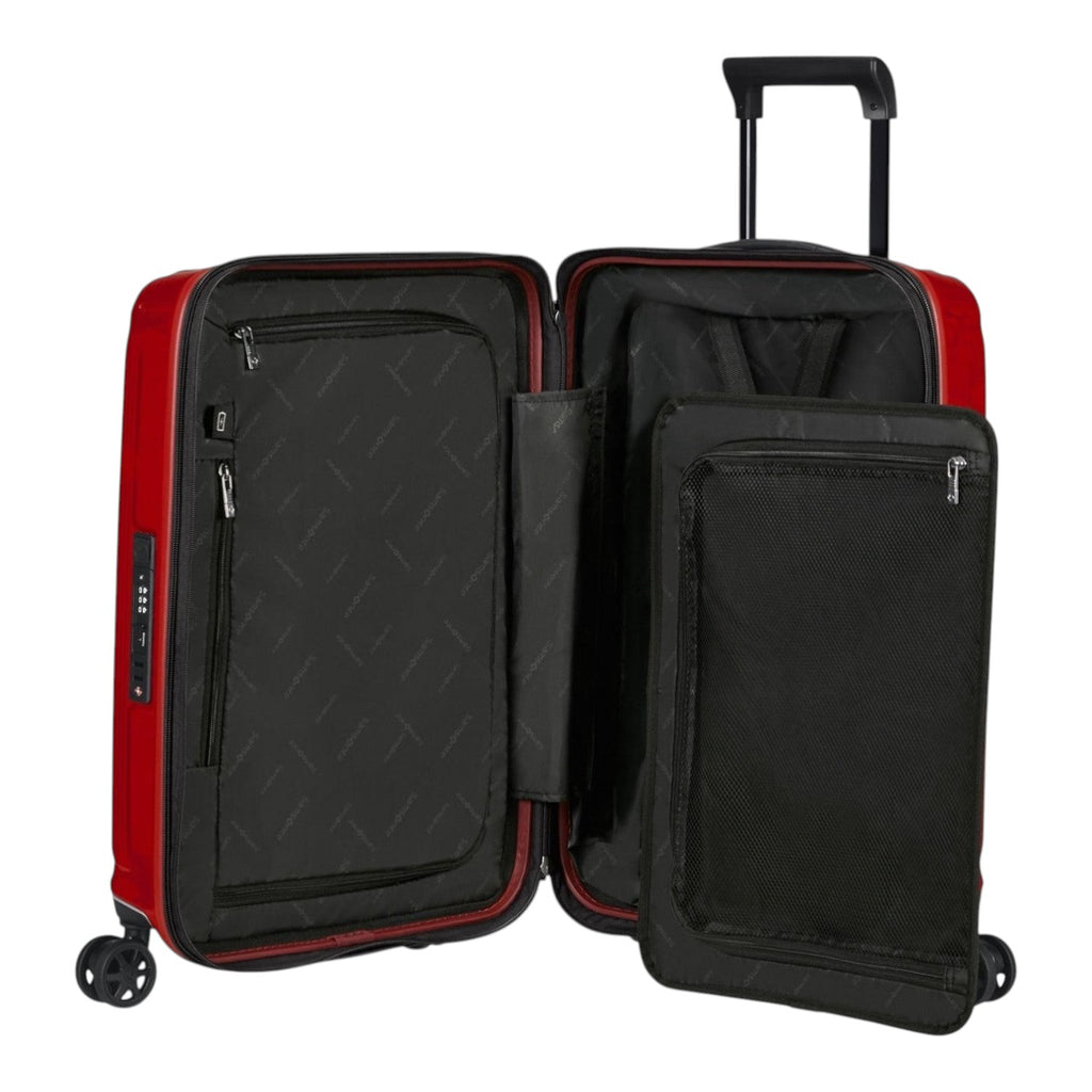 Lieblingstasche NUON Spinner 55/20 Exp red hardshell carry-on suitcase with open interior and mesh divider