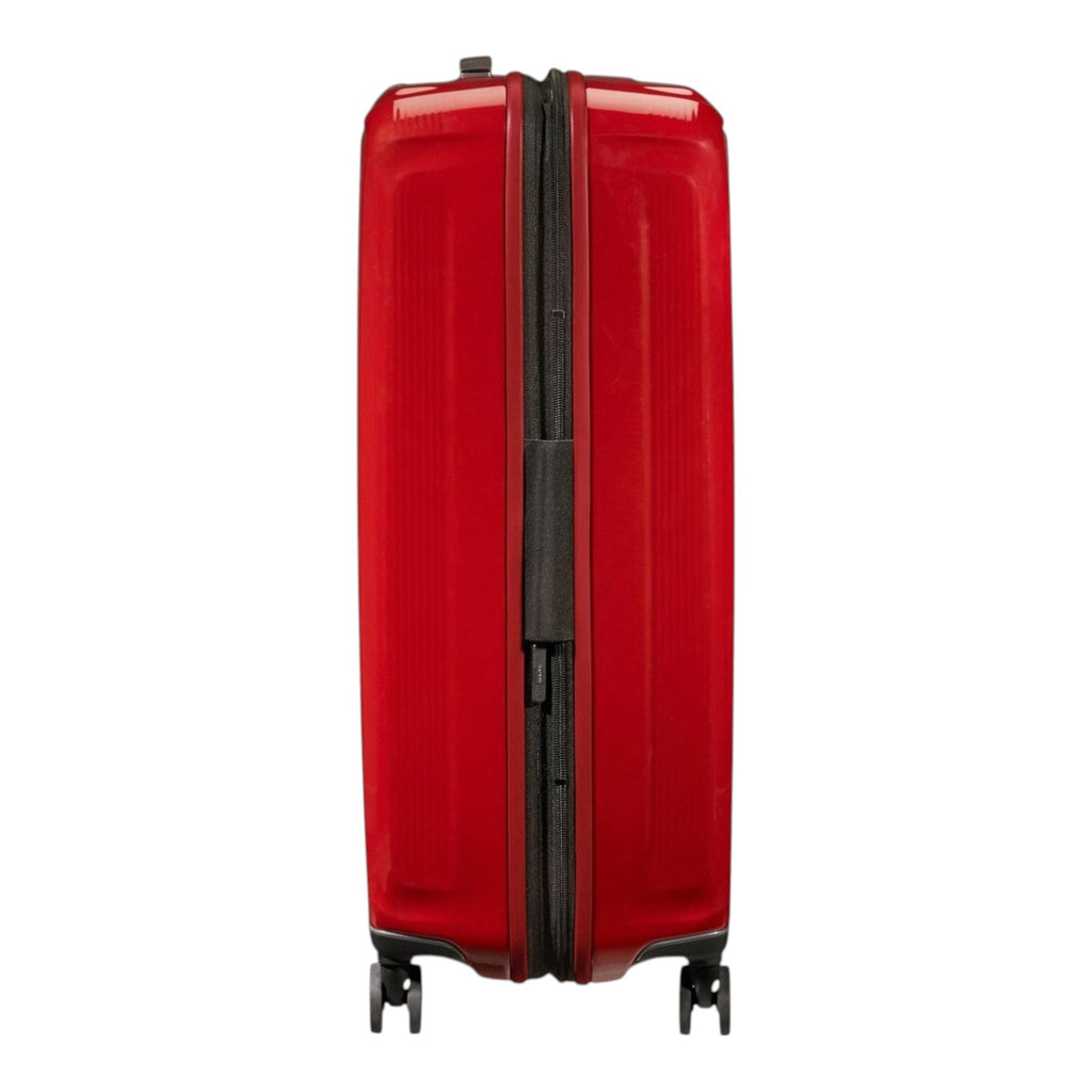 Lieblingstasche NUON Spinner 69/25 red hard-shell suitcase with a side view showing the zipper closure