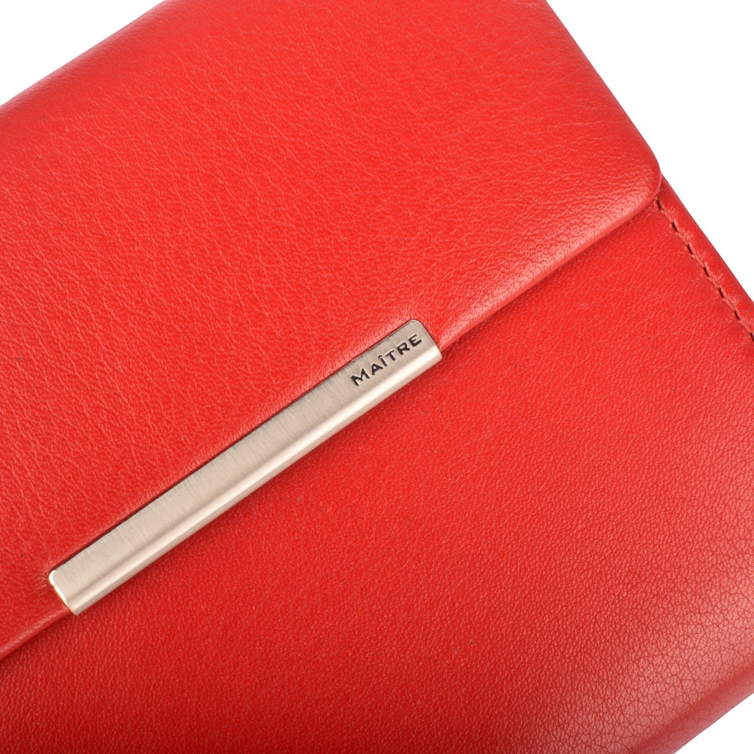 Lieblingstasche red leather Belg Dartrud Purse MH11F with silver hardware detail.