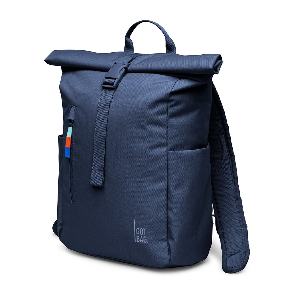 Lieblingstasche Rolltop Easy Small navy blue backpack with buckle closure and side pocket detail.