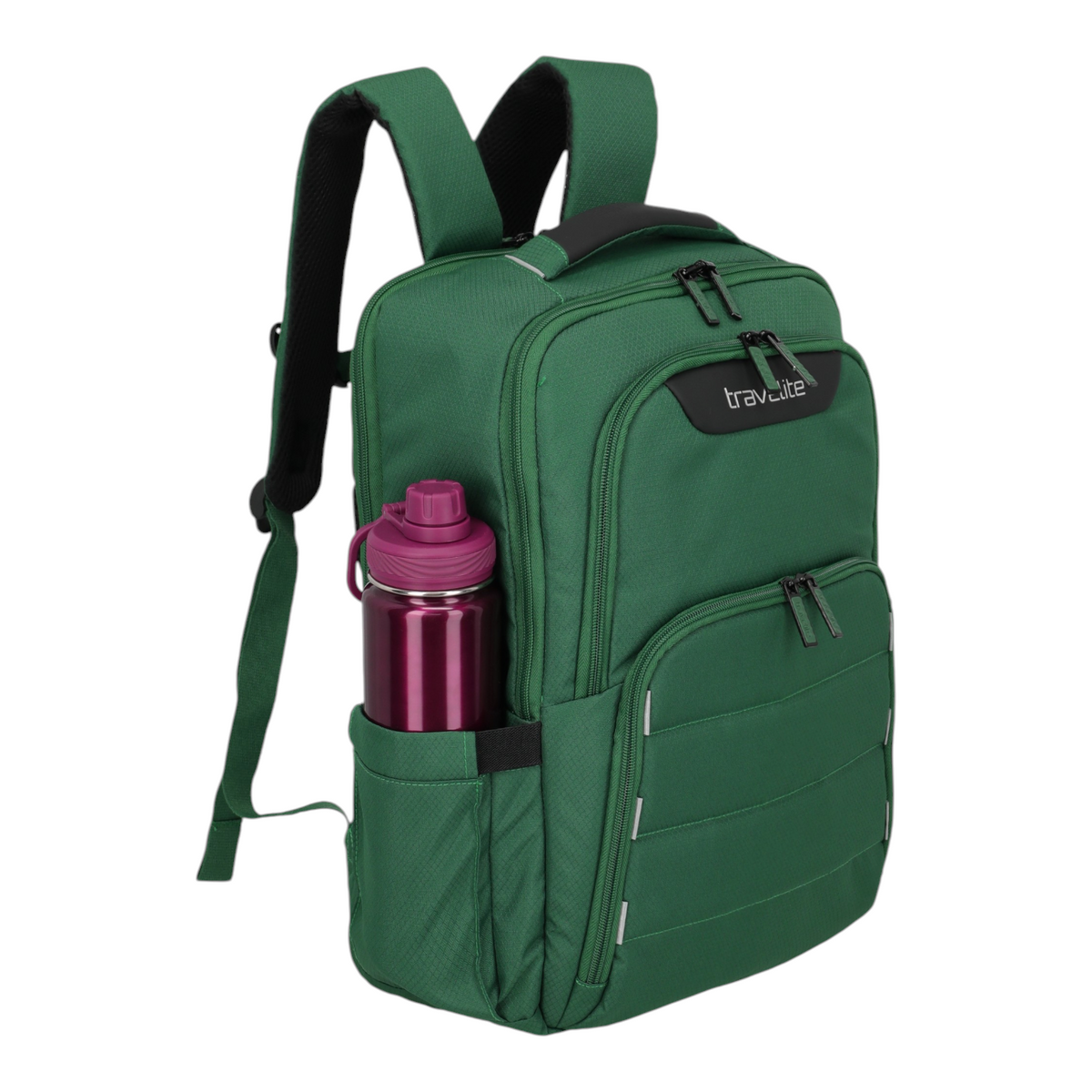 Lieblingstasche Skaii Rucksack M in green with a purple water bottle in the side pocket