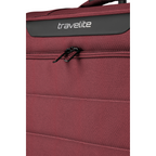 Lieblingstasche Skaii Trolley M expandable suitcase in burgundy with black travelite logo and zipper detail