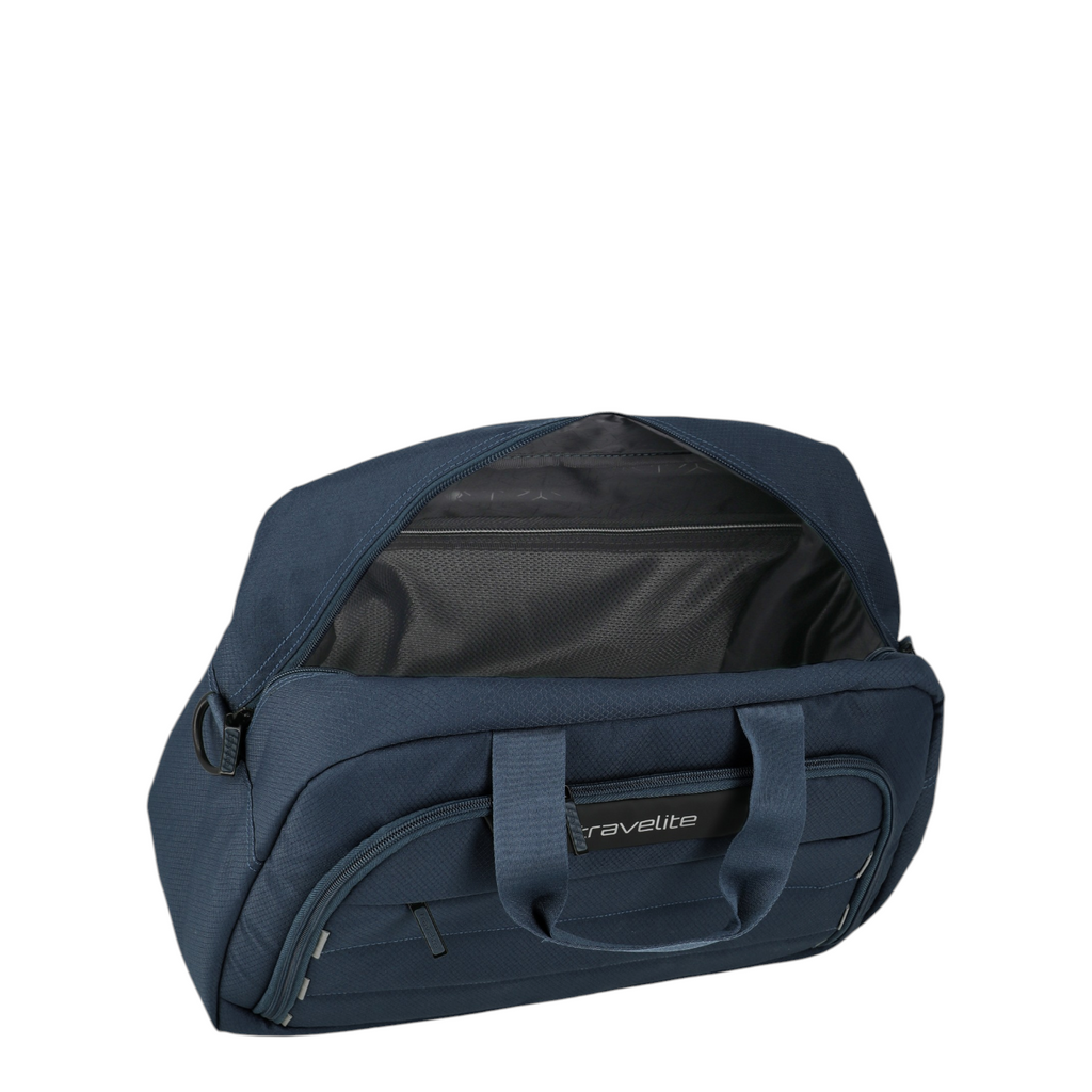 Lieblingstasche Skaii Weekender travel bag in navy blue with an open main compartment and front zip pocket
