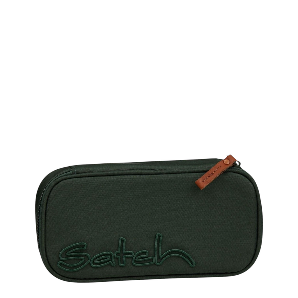Lieblingstasche Satch pencil case in dark green recycled PET material with a brown leather zipper pull