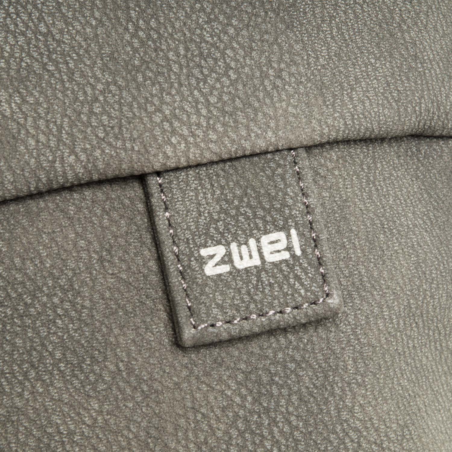 aunts-and-uncles_mademoiselle-m12_nubuk-stone_detail3