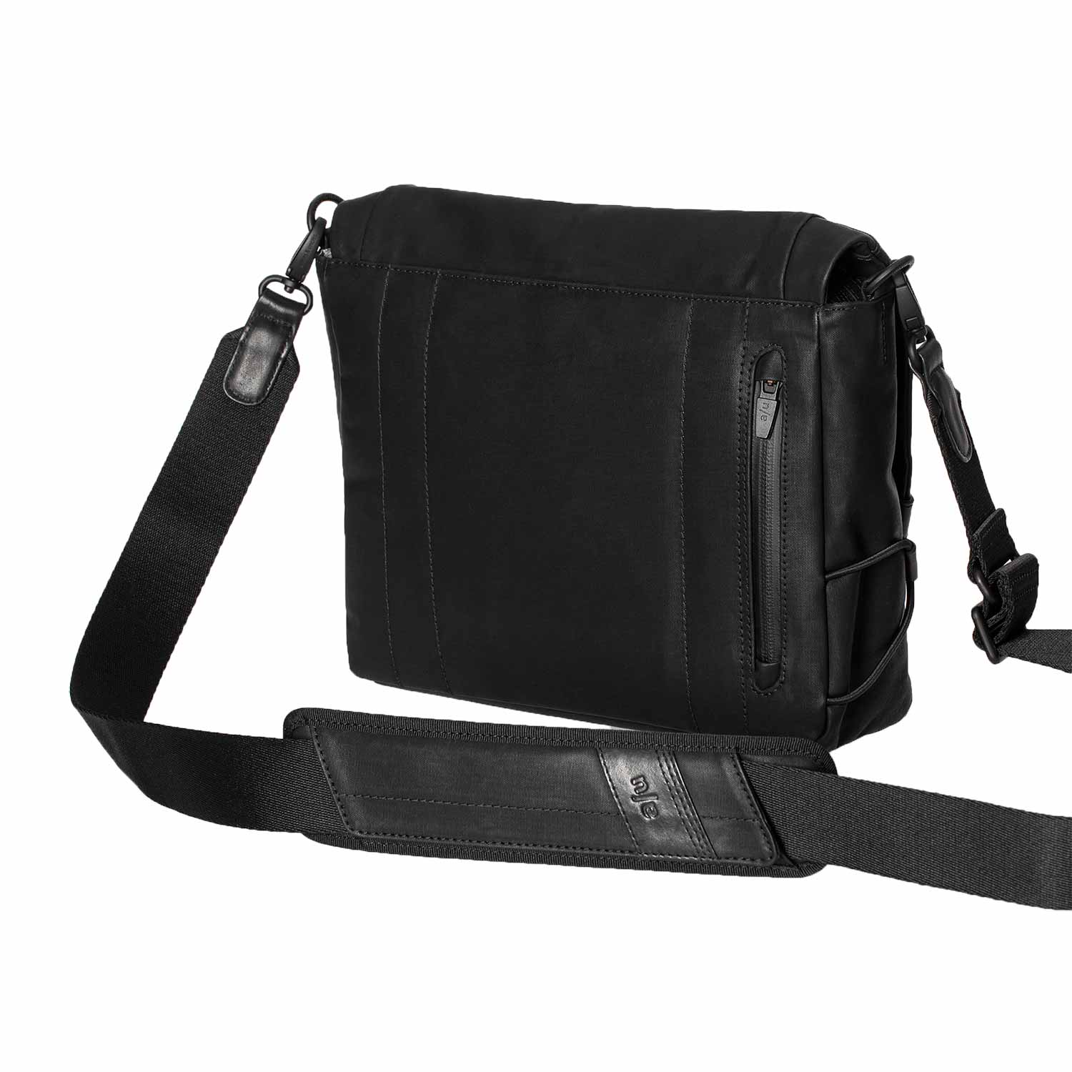 aunts-uncles_Sendai_black-2