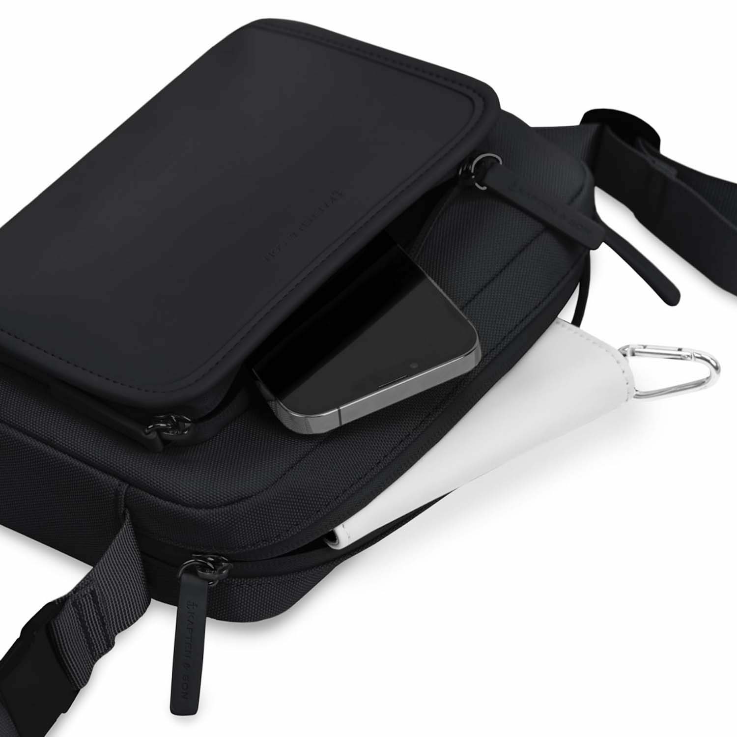 Kapten-Son_Lulea_all-black_6