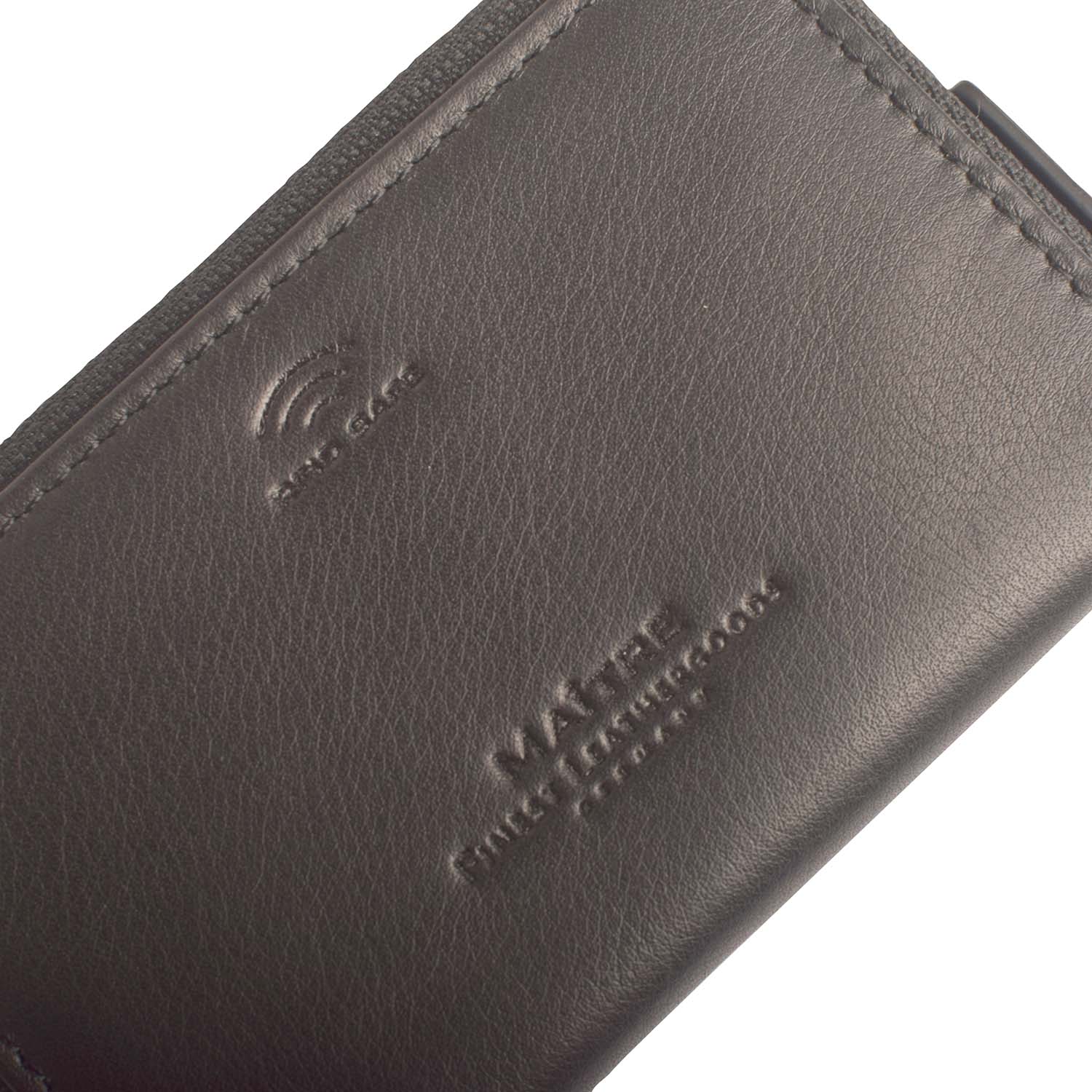 Ma-tre_F3-Adobar-Cardholder-H9Z_4060001469-900_black_05