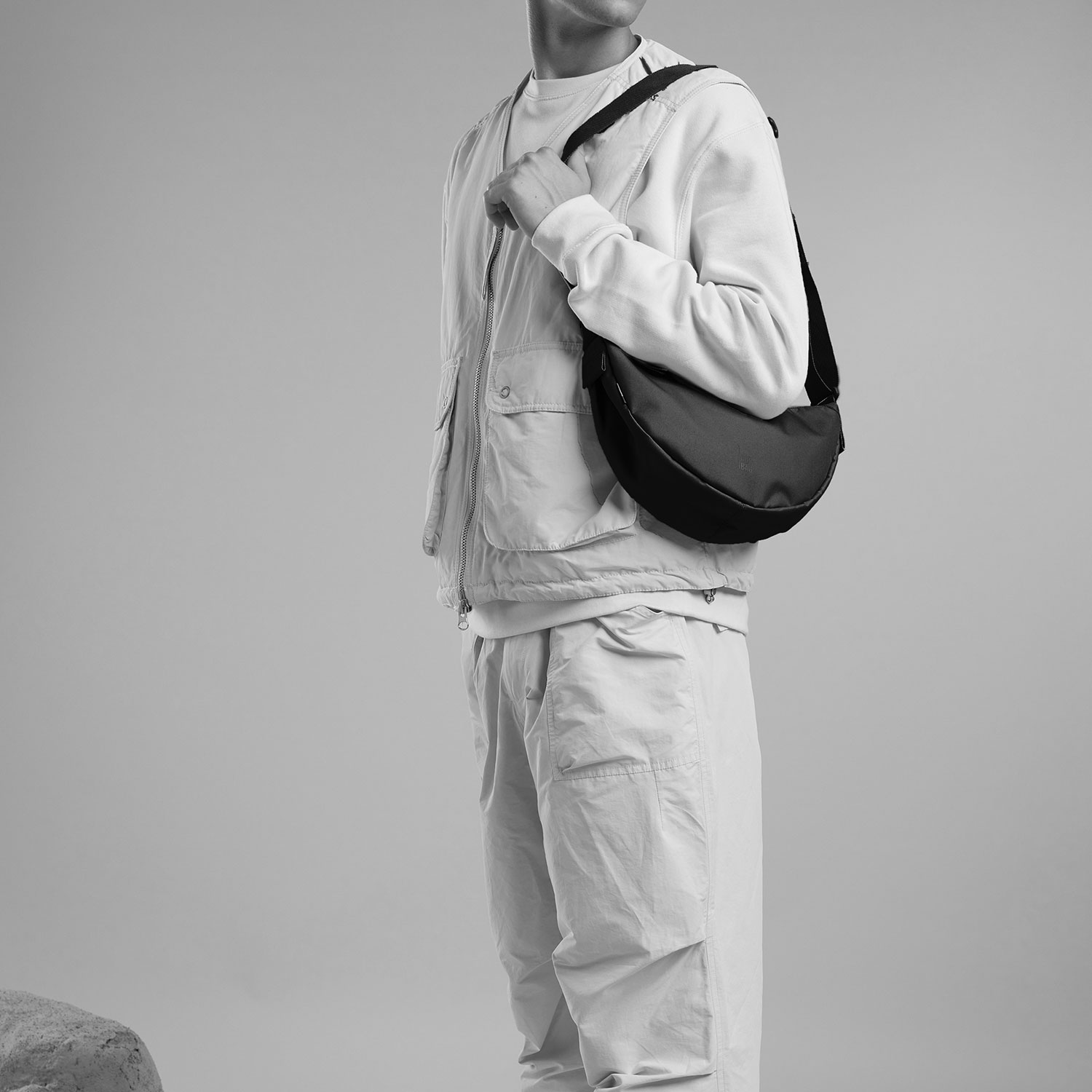 GOT-BAG_Moon-Bag-Small_black-6