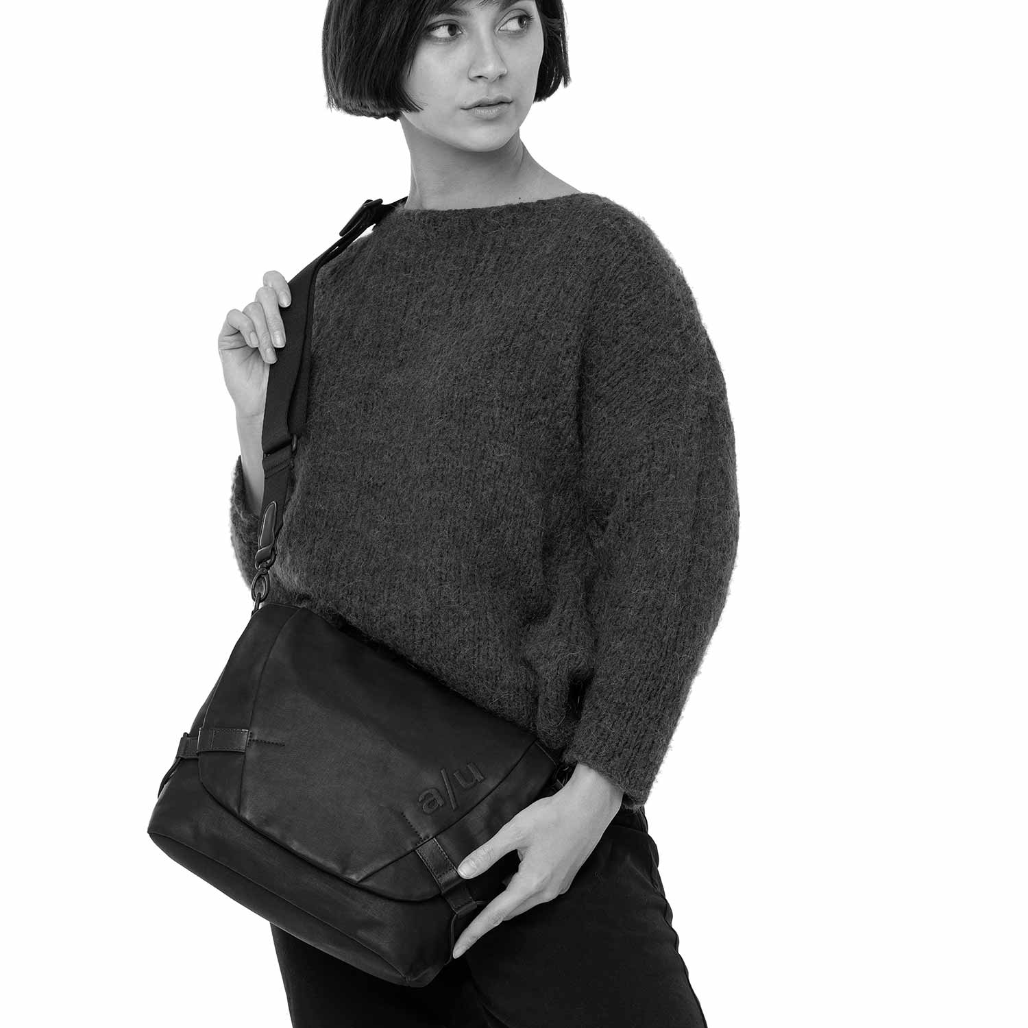 aunts-uncles_Sendai_black-6